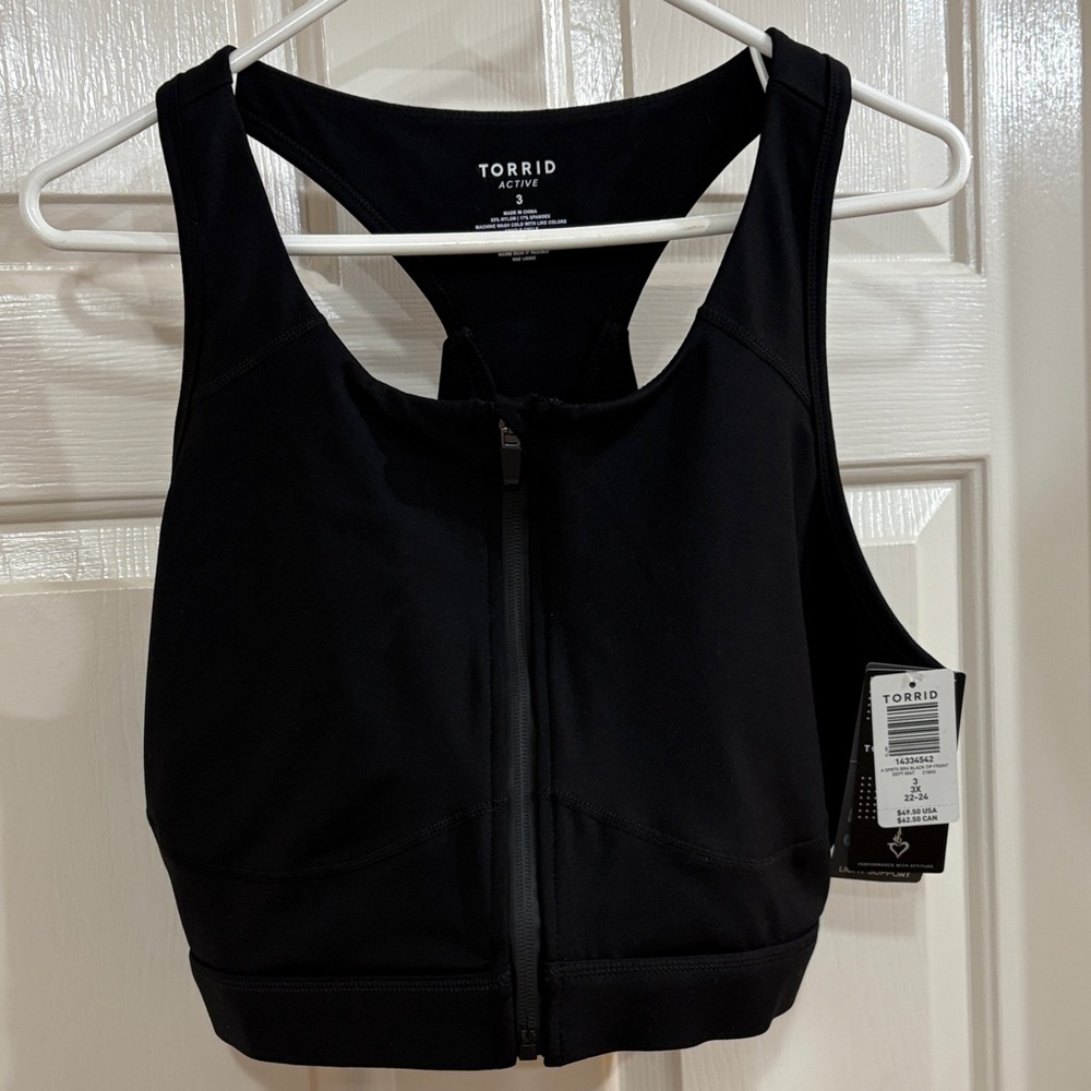 NWT Torrid Black Front-Zip Sports Bra